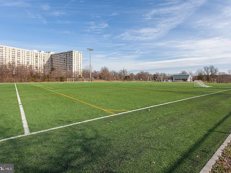 4600 Duke St #701 — Photo 29