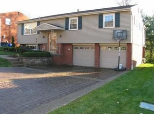 336 Oak Rd, Pittsburgh, PA 15239