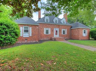 1624 Forest Glen Rd, Henrico, VA 23228