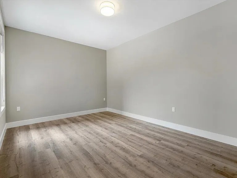 4237 Bergen Tpke #4B — Photo 11