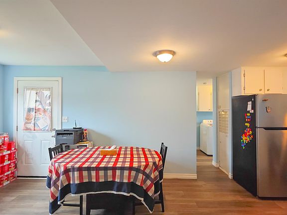 4th image of 20 Heritage Dr