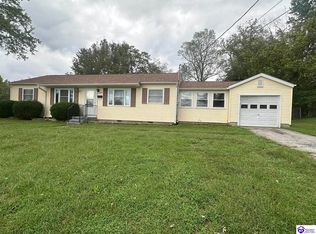 427 Cedarcrest Dr, Brandenburg, KY 40108