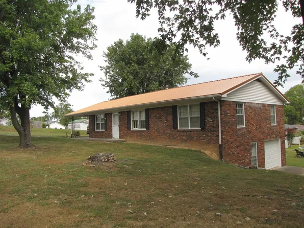 201 Mellwood Dr, Greenville, KY 42345