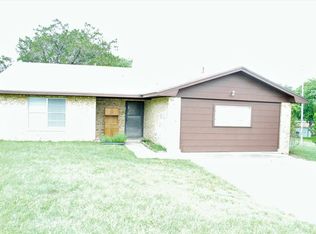 504 S Edgewood St, San Saba, TX 76877