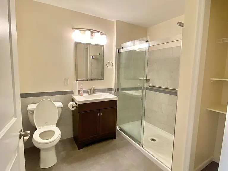 111 Abeel St — Photo 8
