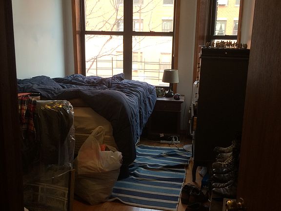 2nd image of 16 Maujer St #8