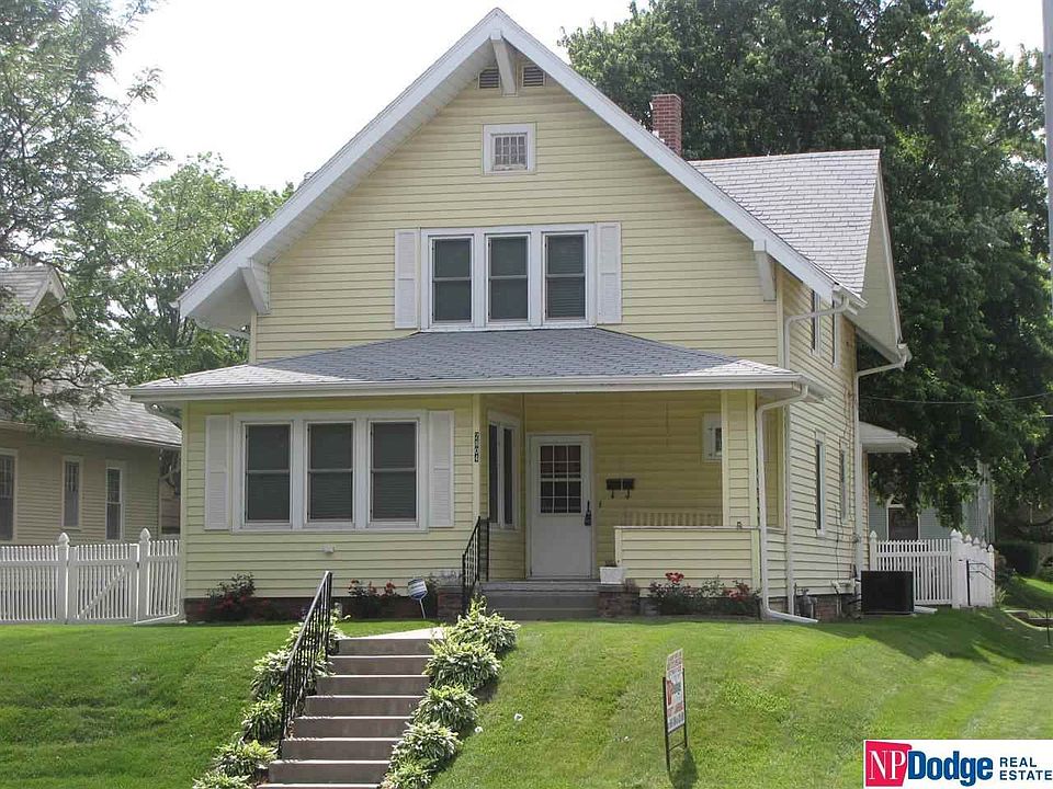 1st image of 2804 S 32nd Ave