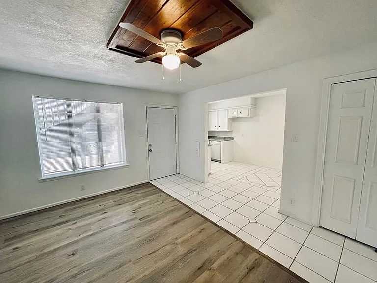 1203 Redwood Dr #A — Photo 4