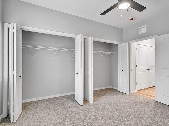5th image of 3680 Big Bluestem Rd #3301