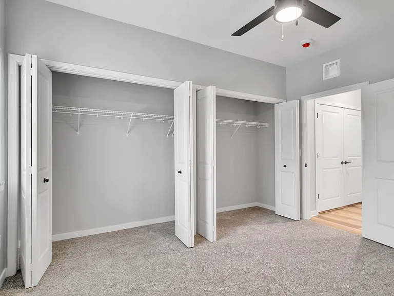 Bluestem Apartments — Photo 5