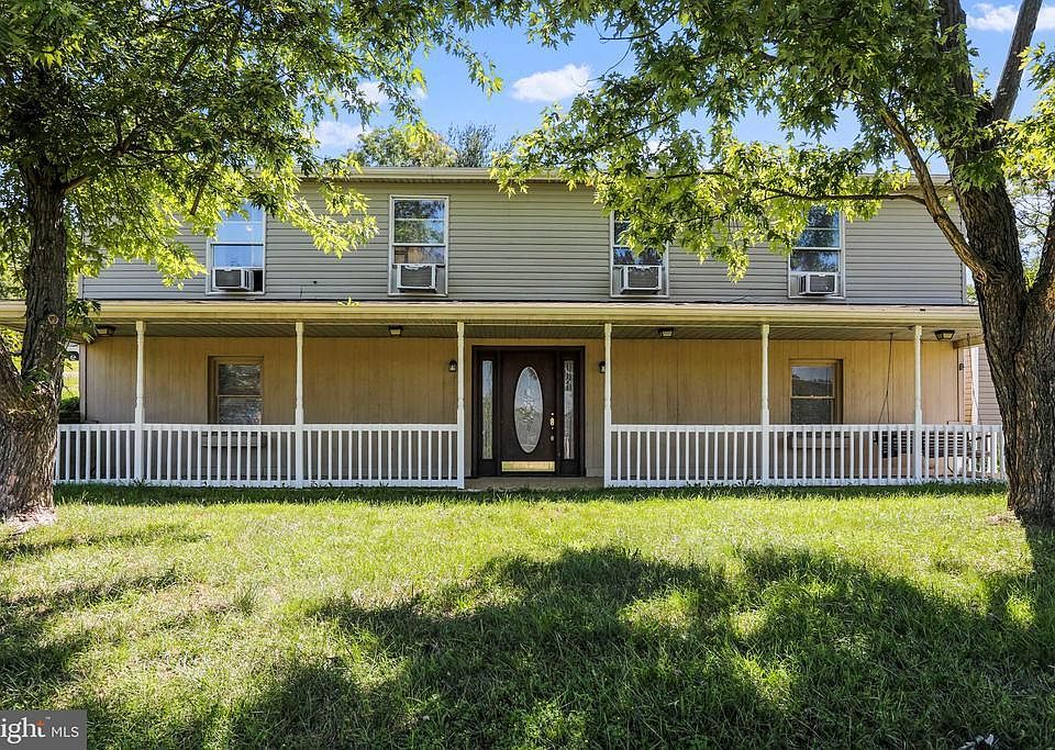 1st image of 76 Parry Dr