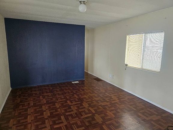 5th image of 7427 Molokai St #17