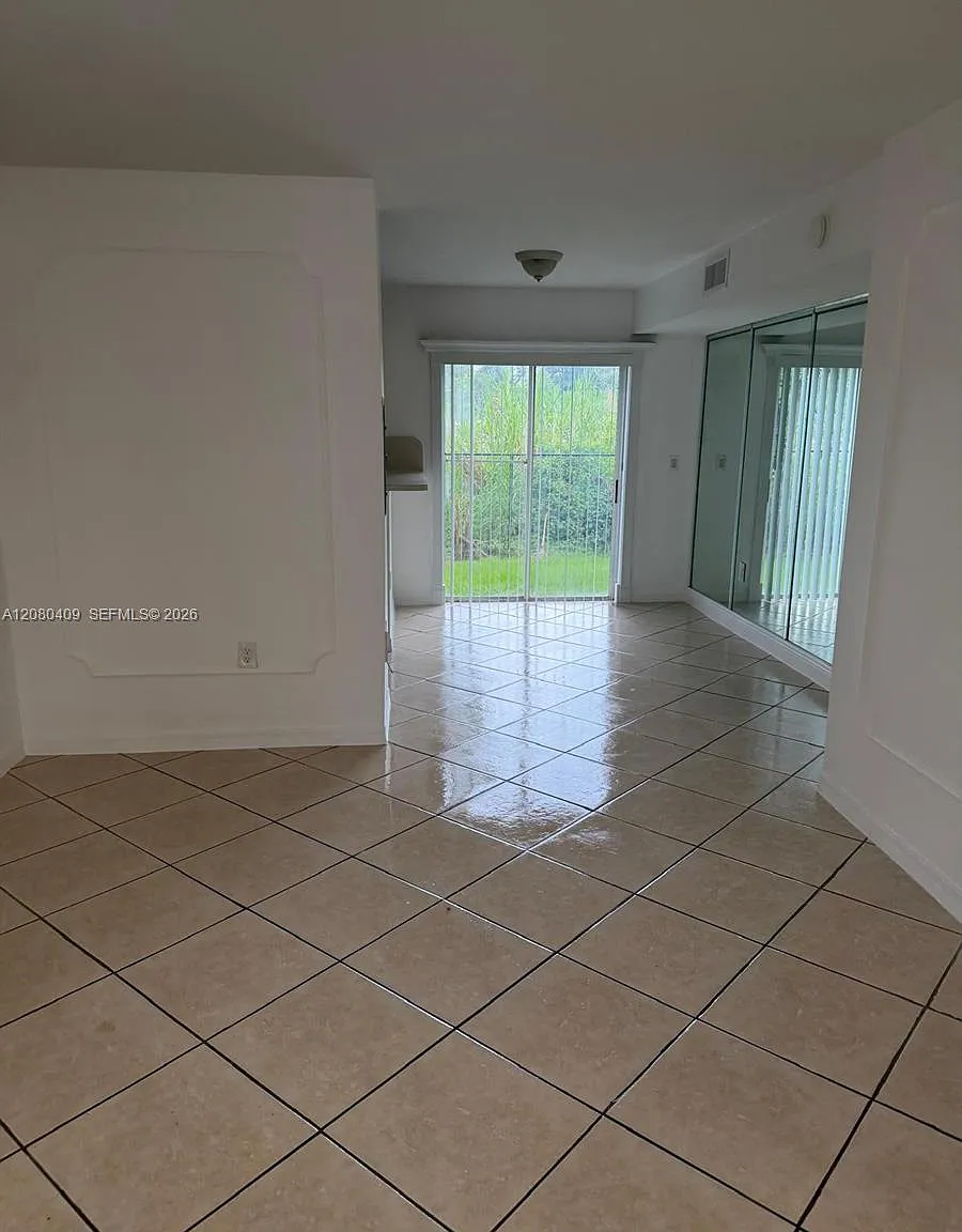Venetia Gardens South Con — Photo 1