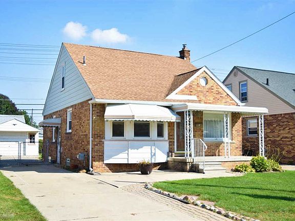 2nd image of 21021 Frazho St