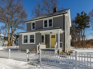 210 N Pine Creek Rd, Fairfield, CT 06824