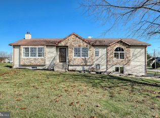 87 Lake Meade Dr, East Berlin, PA 17316
