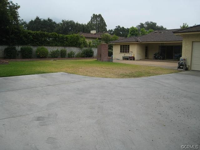 2nd image of 1801 Alta Oaks Dr