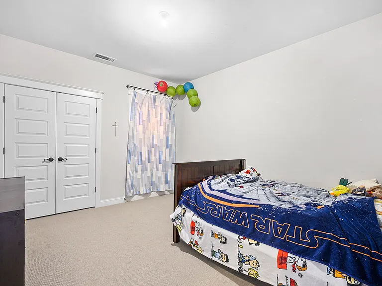 6063 Chester Way — Photo 18