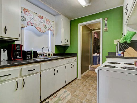 4th image of 5406 Pinewood Dr