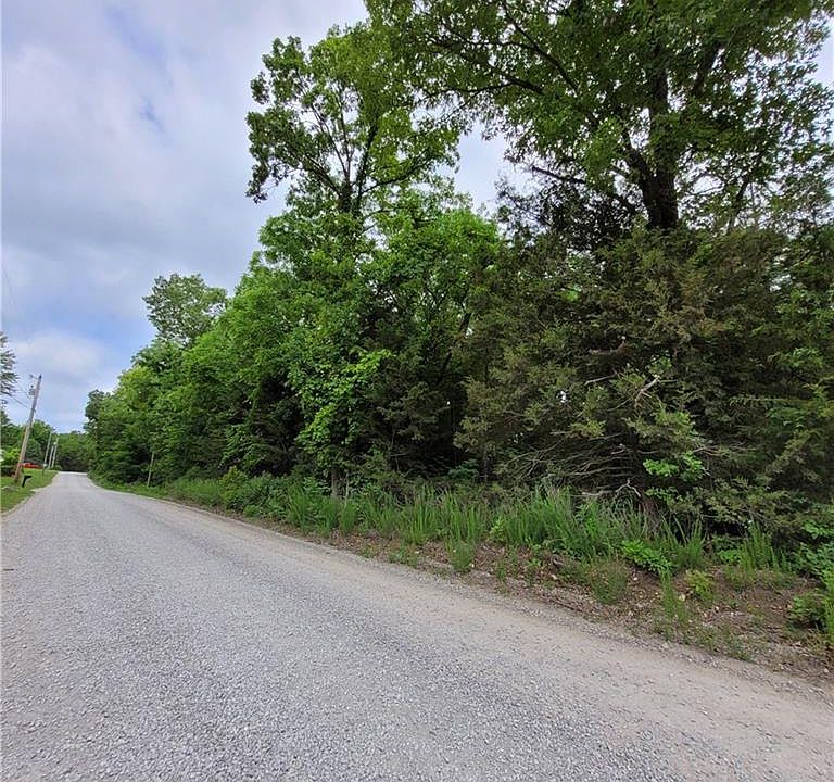 2nd image of Valley Rd