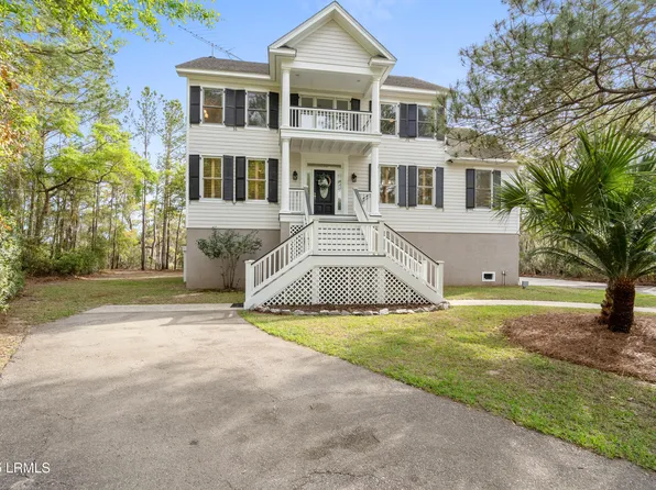 10 Turnstone Dr S, Beaufort, SC 29907
