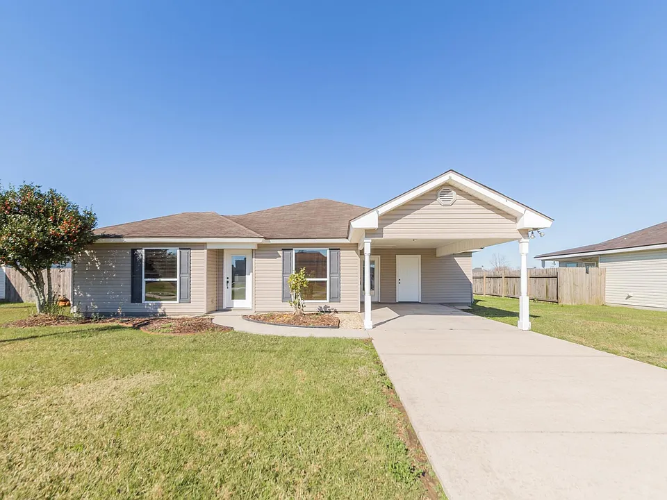 1045 Gary Dr