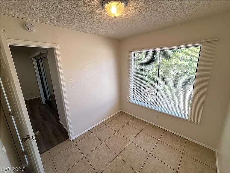 2883 Wheelwright Dr #D — Photo 11