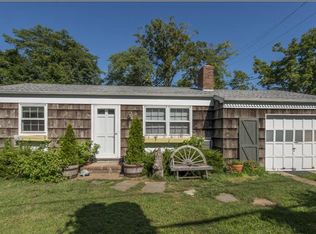 31 Accabonac Rd, East Hampton, NY 11937