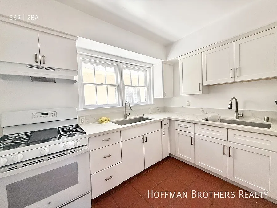 624 N Sycamore Ave Los Angeles, CA 90036 — Photo 4