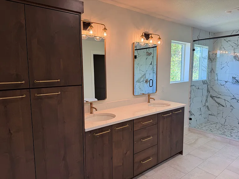 Master bathroom has lots of storage