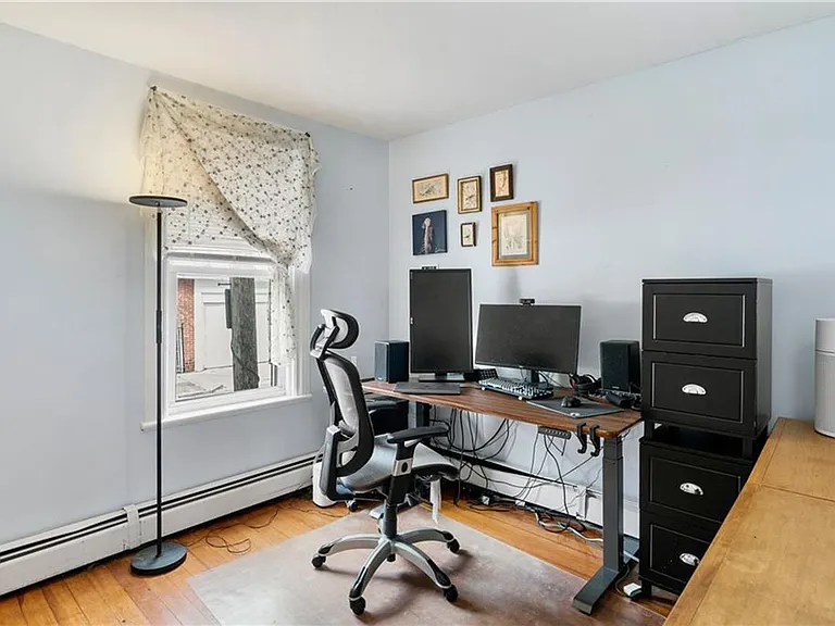 12 Armenia St — Photo 7