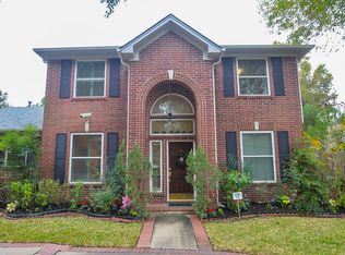 12747 Ashford Hills Dr, Houston, TX 77077