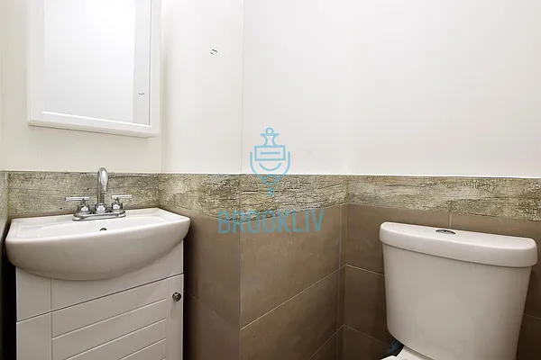 Rented by null | media 52