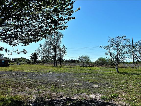 2nd image of 627 8th St