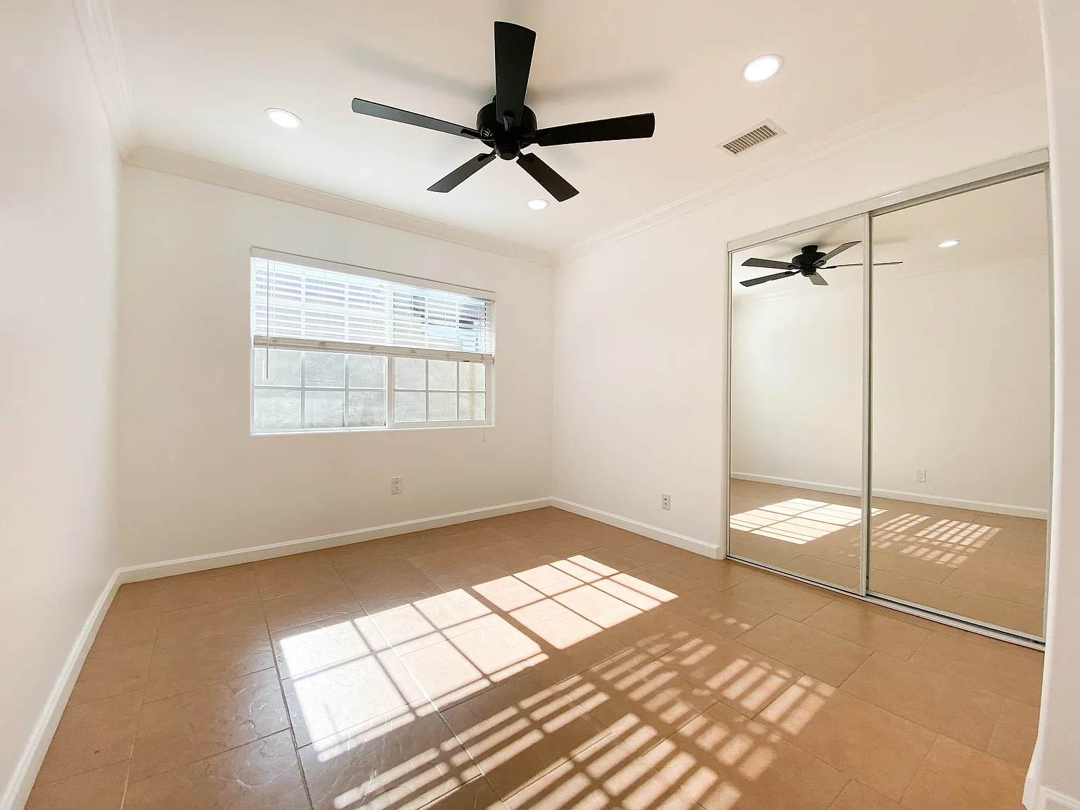 17908 E Edna Pl — Photo 2