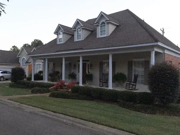 16 Fairway Dr, Columbus, MS 39705