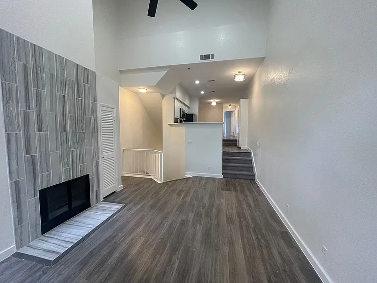 7474 Fair Oaks Ave #7402 — Photo 4