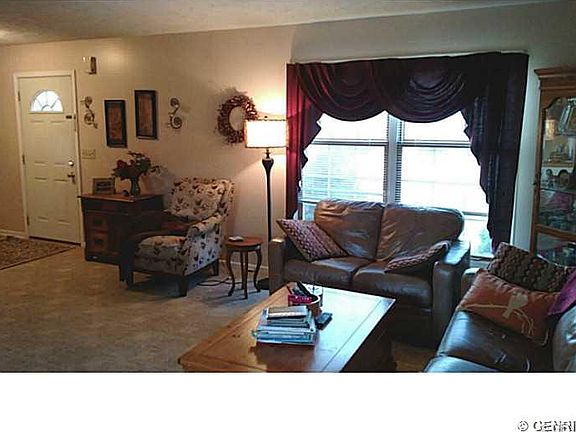 4th image of 315 Chadlee Dr