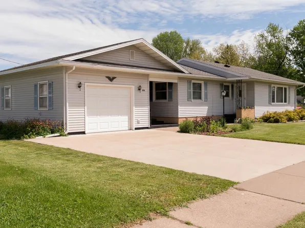 374 W Vine St, Mondovi, WI 54755