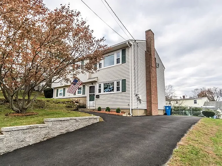 170 Ravenswood Rd — Photo 20