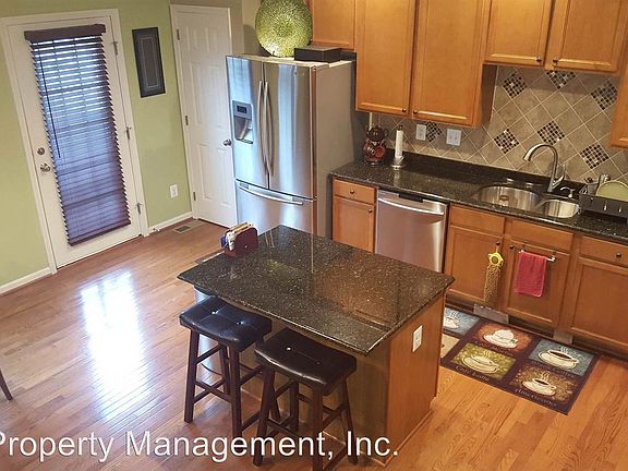 4th image of 748 Wineberry Way