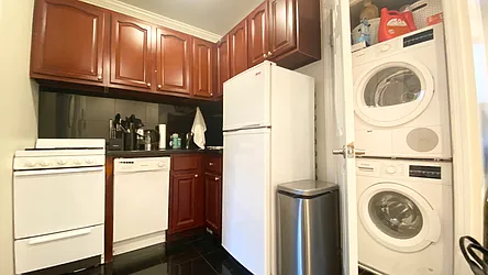 135 Sullivan Street, #3G