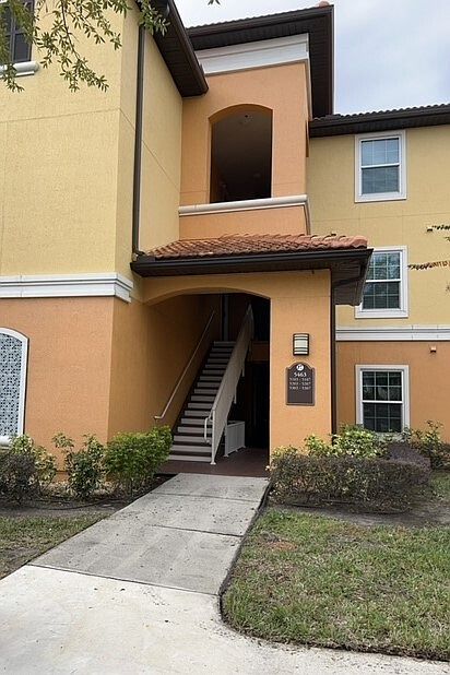 1st image of 5463 Vineland Rd Unit 1-5304