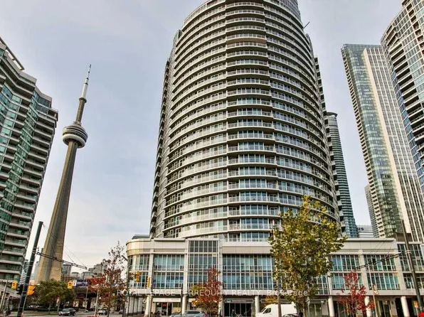 218 Queens Quay W #2605, Toronto, ON M5J 2Y6