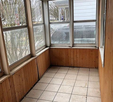 2nd image of 2816 Edgar St