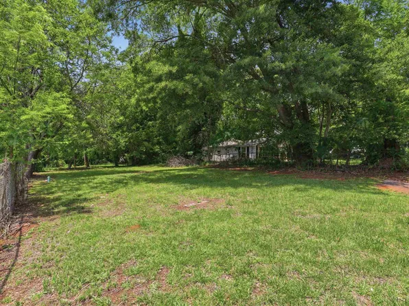19 Valentine St, Greenville, SC 29601