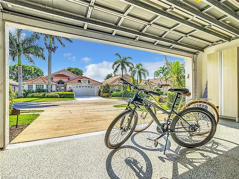 8452 Indian Wells Way — Photo 41