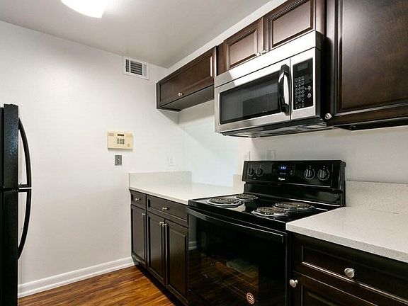 4th image of 1720 N Congress Ave APT 305