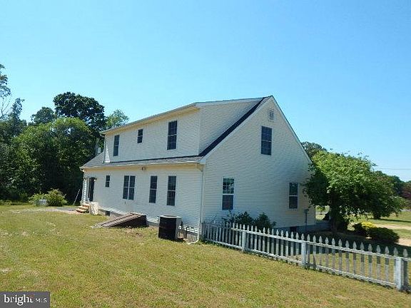 2nd image of 591 Vineland Ave