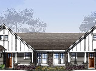 155 Golden Aster Dr, Hendersonville, NC 28739